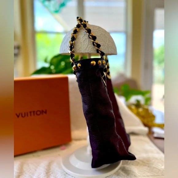 Louis Vuitton RARE Silk Purple Shoulder Bag with Metallic Gold Hardware - Picture 5 of 13